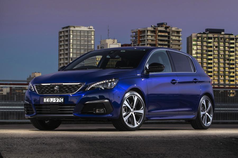  Peugeot 308 GT 2019 года  (AU) (фото 9 из 17)
